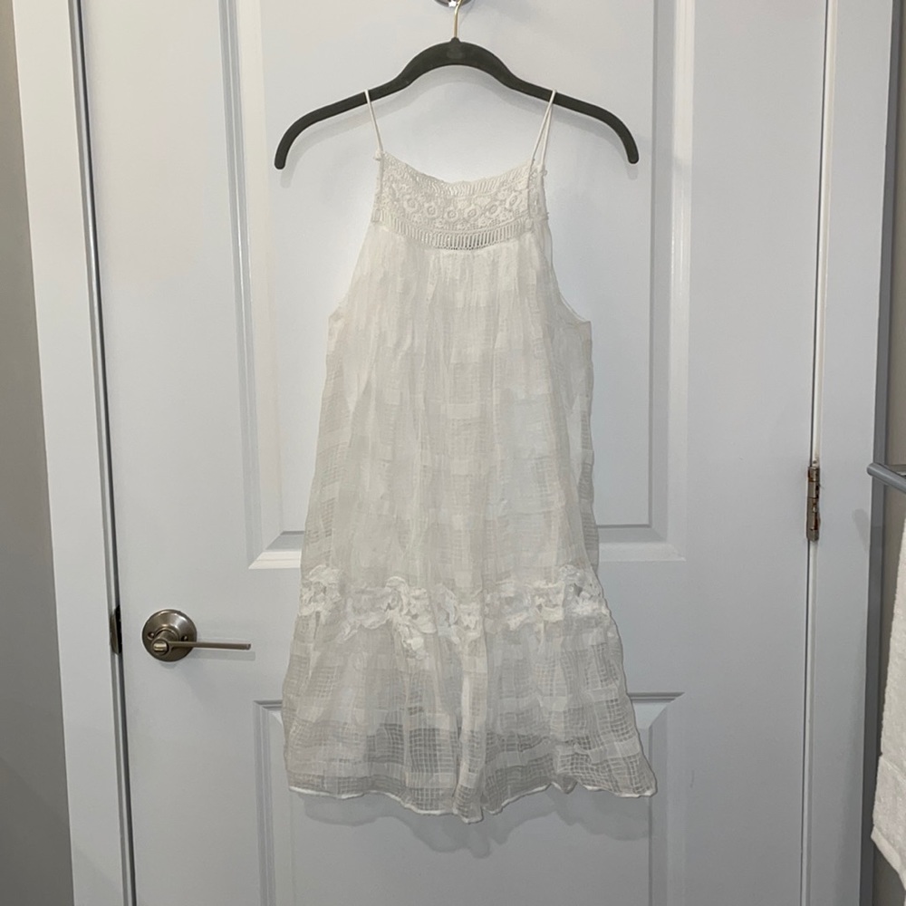 Zara white flowy dress